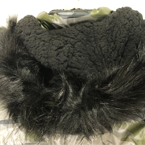 Hudson Kid's Camo Coat - Picture 9 of 10